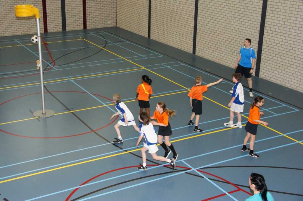 Korfbal E2  13 maart 2010-4.JPG